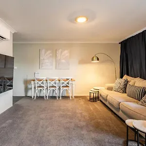 549 Hotel